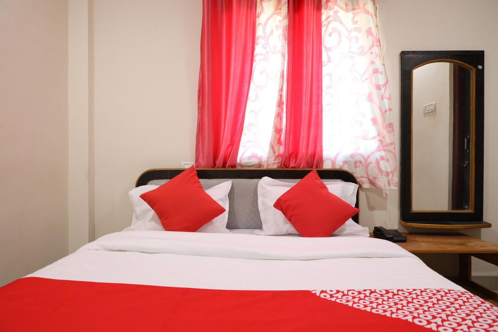 Hotel O Prithvi Inn Nagpur Exteriör bild